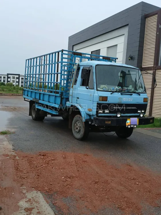Isuzu NKR 1976 for Sale in Rawalpindi Image-1
