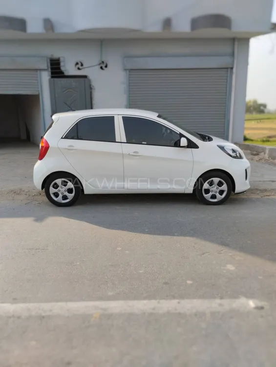 KIA Picanto 2025 for Sale in Rahim Yar Khan Image-1