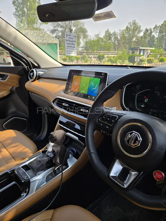 MG HS 2024 for Sale in Sargodha Image-1