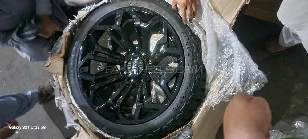 Mudster offroad new rims  22 inch with mileking new tires Image-1