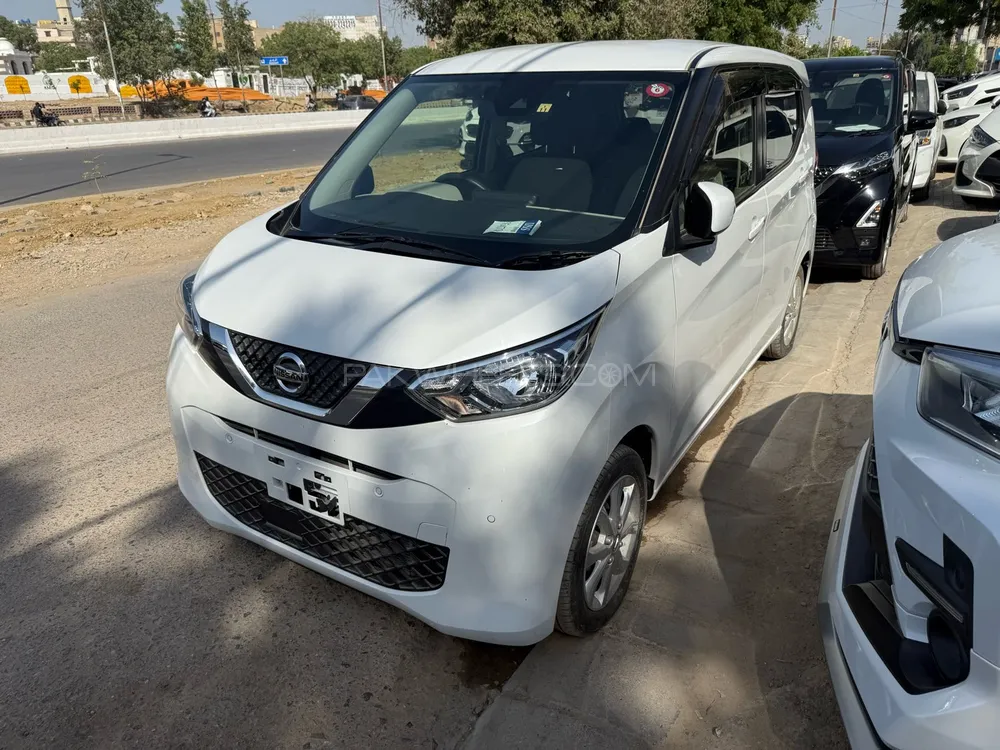 نسان ڈیز 2022 for Sale in کراچی Image-1