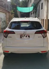 Honda Vezel Hybrid Z Style Edition 2015 for Sale