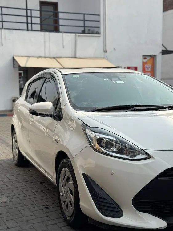 ٹویوٹا اکوا 2018 for Sale in گجرانوالہ Image-1