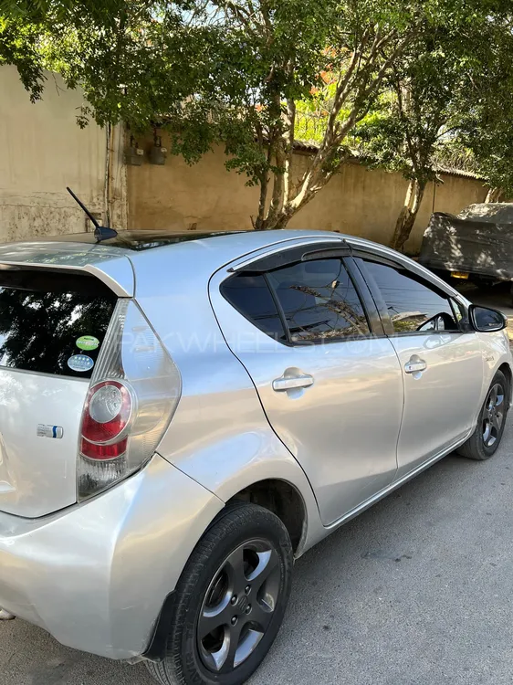 Toyota Aqua 2012 for Sale in Karachi Image-1