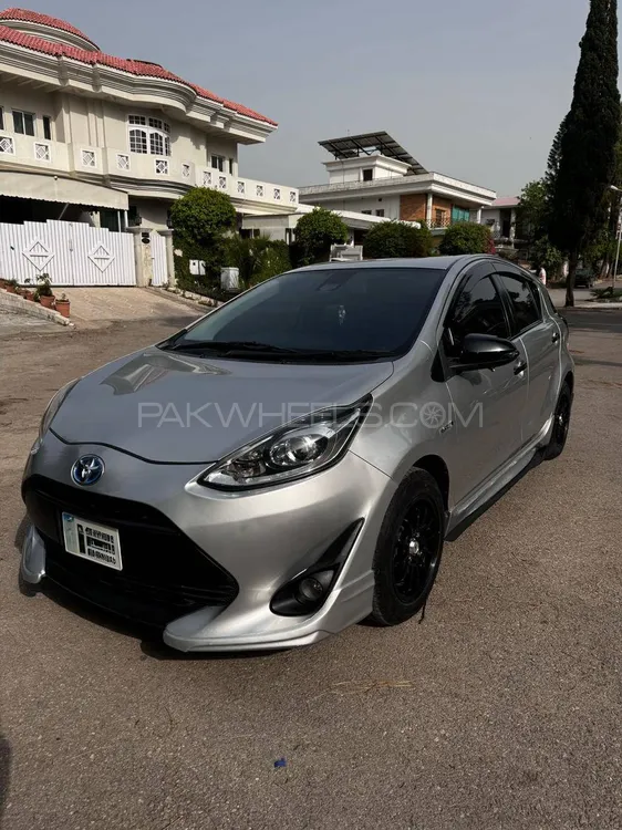 ٹویوٹا اکوا 2018 for Sale in اسلام آباد Image-1