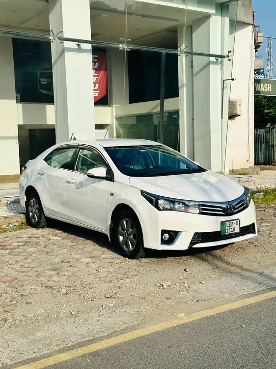 Toyota Corolla 2016 for Sale in Islamabad Image-1