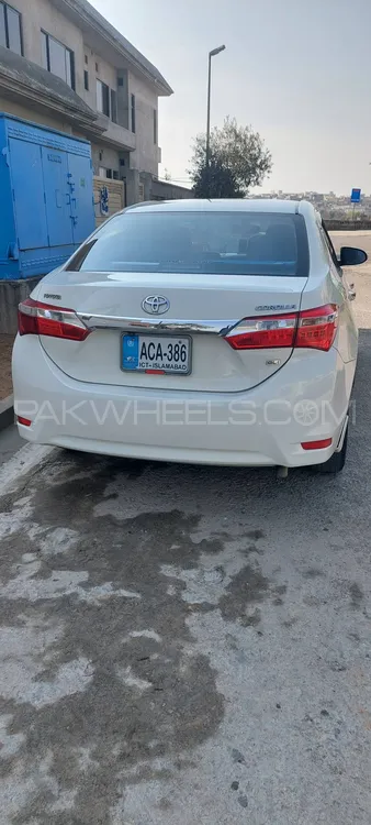 Toyota Corolla 2016 for Sale in Islamabad Image-1