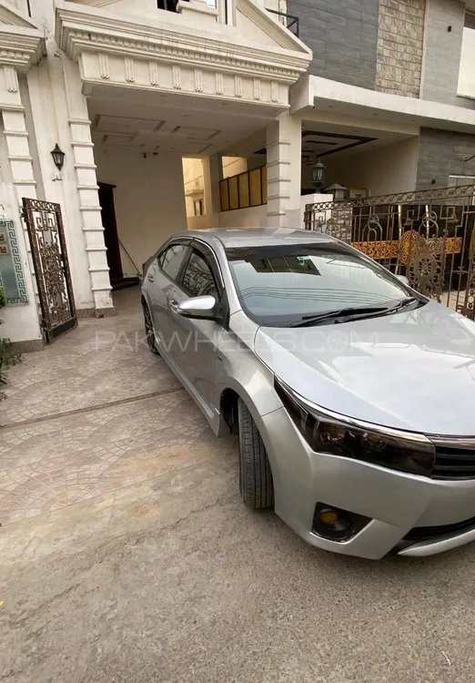 Toyota Corolla 2015 for Sale in Lahore Image-1