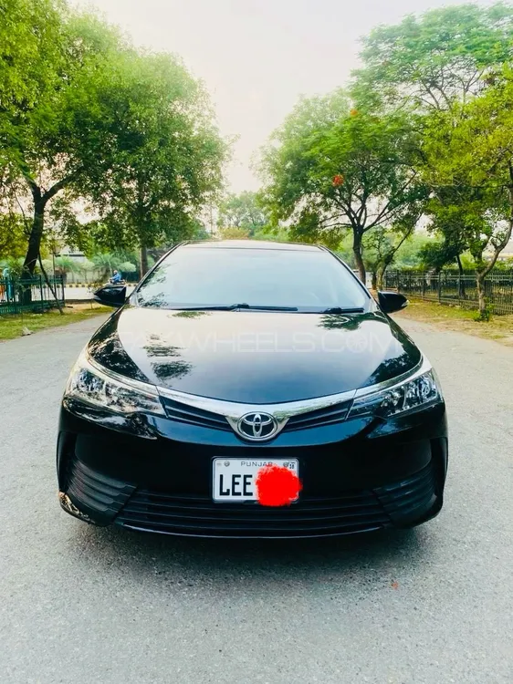 Toyota Corolla 2018 for Sale in Lahore Image-1