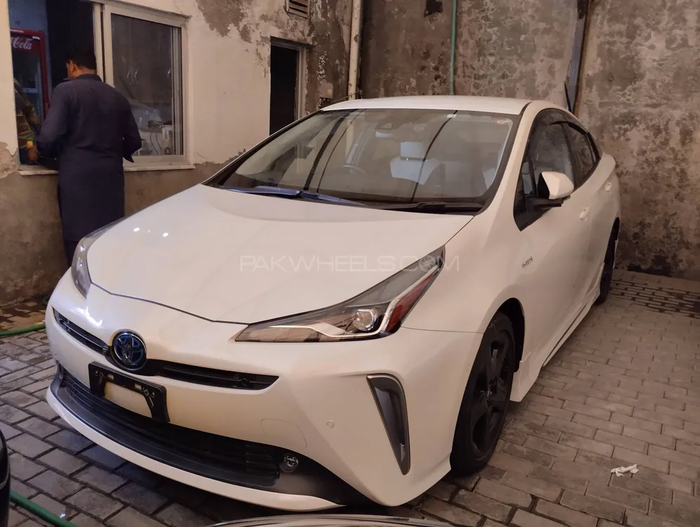 Toyota Prius 2020 for Sale in Lahore Image-1