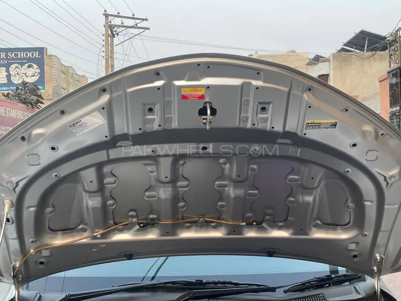ٹویوٹا یارس سیڈان 2022 for Sale in پاک پتن شریف Image-1