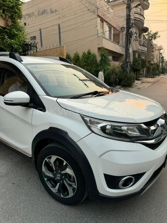 Honda BR-V 2017 for Sale in Lahore Image-1