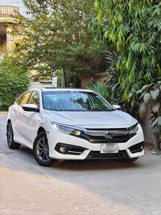 Honda Civic 2020 for Sale in Lahore Image-1