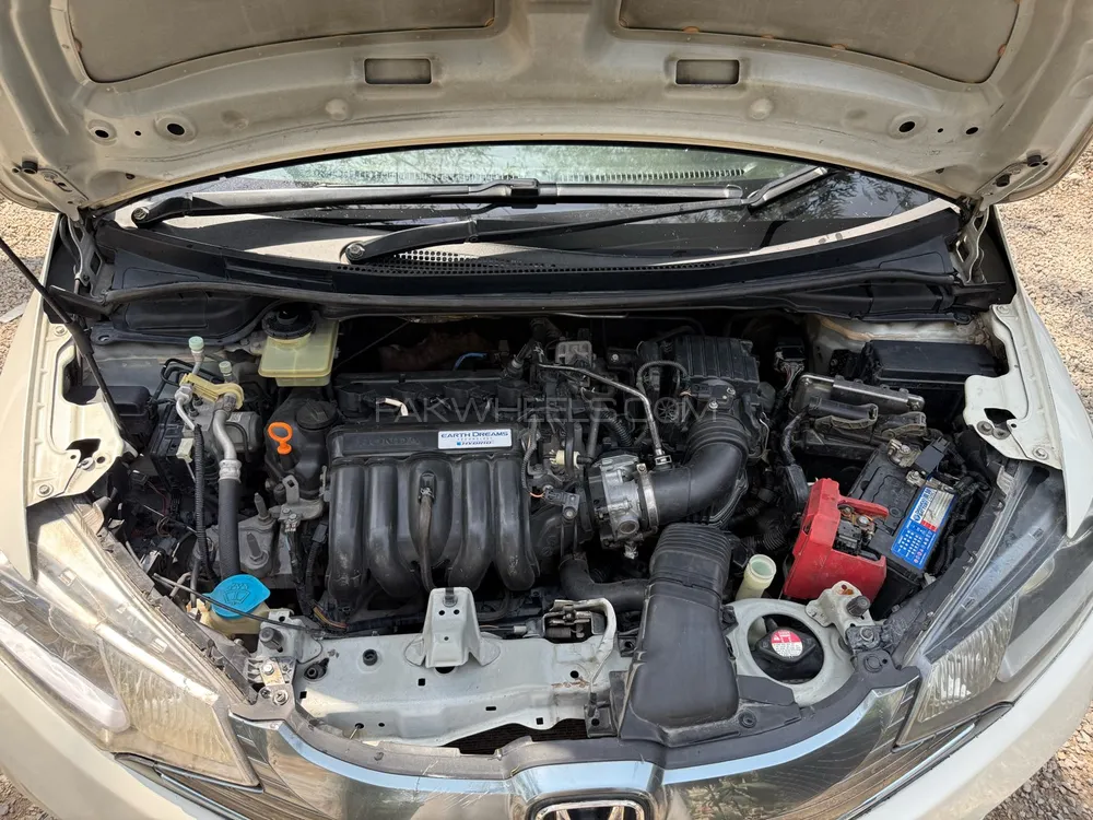 Honda Fit 2014 for Sale in Kamra Image-1