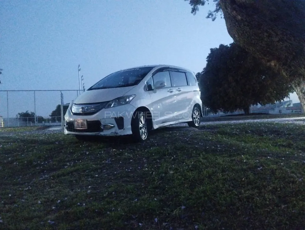 Honda Freed 2012 for Sale in Islamabad Image-1