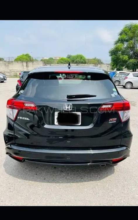 Honda Vezel 2016 for Sale in Sialkot Image-1