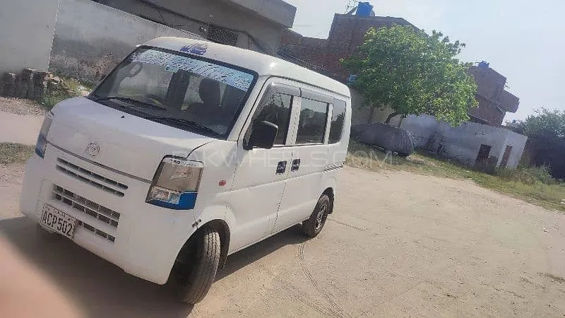 Mazda Scrum Van 2017 for Sale in Gujranwala Image-1