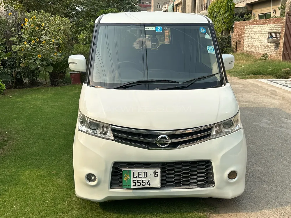Nissan Roox 2011 for Sale in Lahore Image-1