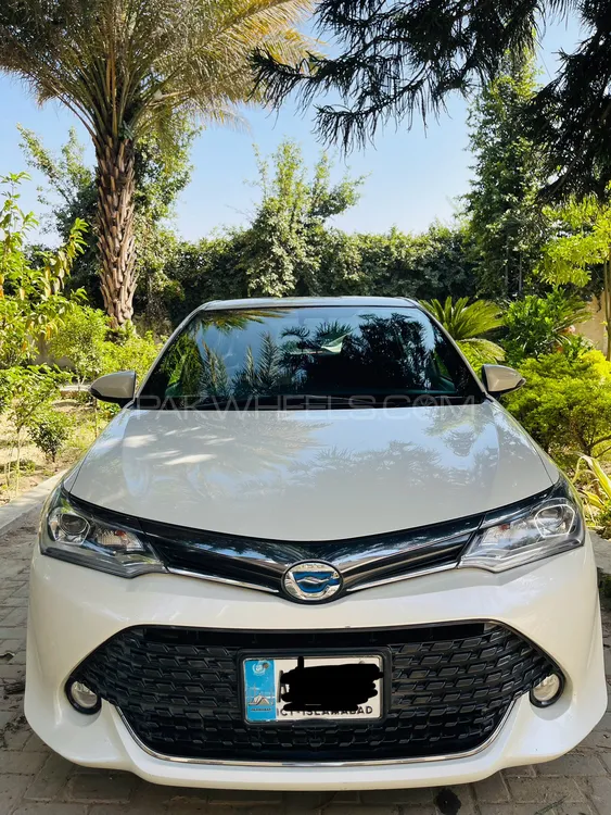 Toyota Corolla Axio 2016 for Sale in Swabi Image-1