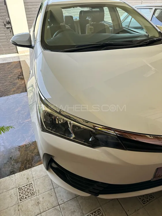 Toyota Corolla 2017 for Sale in Islamabad Image-1