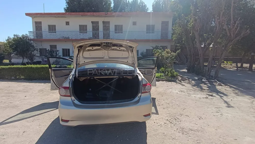 Toyota Corolla 2010 for Sale in Sukkur Image-1