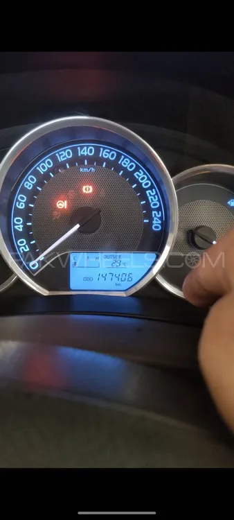 Toyota Corolla 2015 for Sale in Bhera Image-1