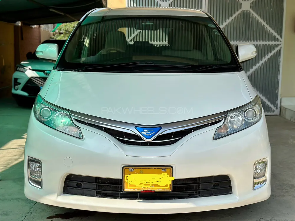 Toyota Estima 2011 for Sale in Islamabad Image-1