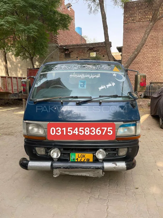 Toyota Hiace 1990 for Sale in Lahore Image-1
