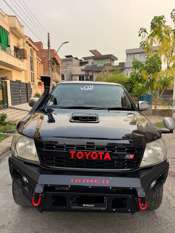 Toyota Hilux 2009 for Sale in Lahore Image-1