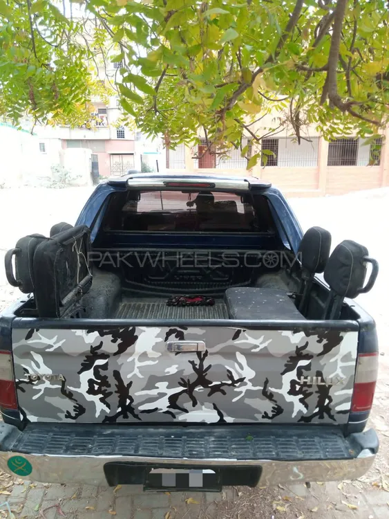 Toyota Hilux 2002 for Sale in Karachi Image-1