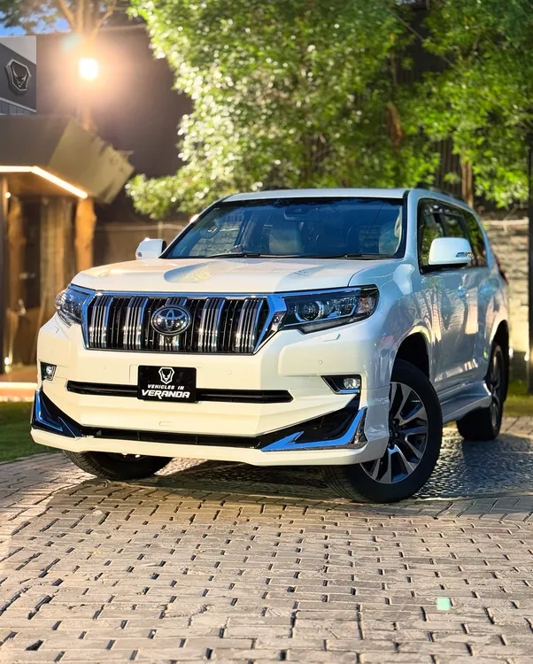 Toyota Prado 2021 for Sale in Lahore Image-1