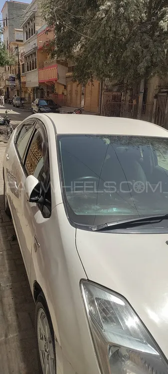Toyota Prius 2010 for Sale in Karachi Image-1