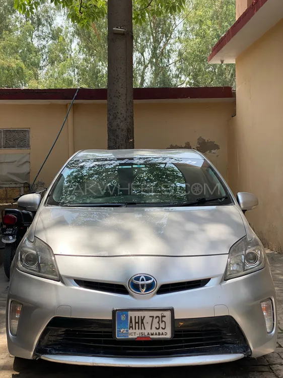 Toyota Prius 2014 for Sale in Islamabad Image-1
