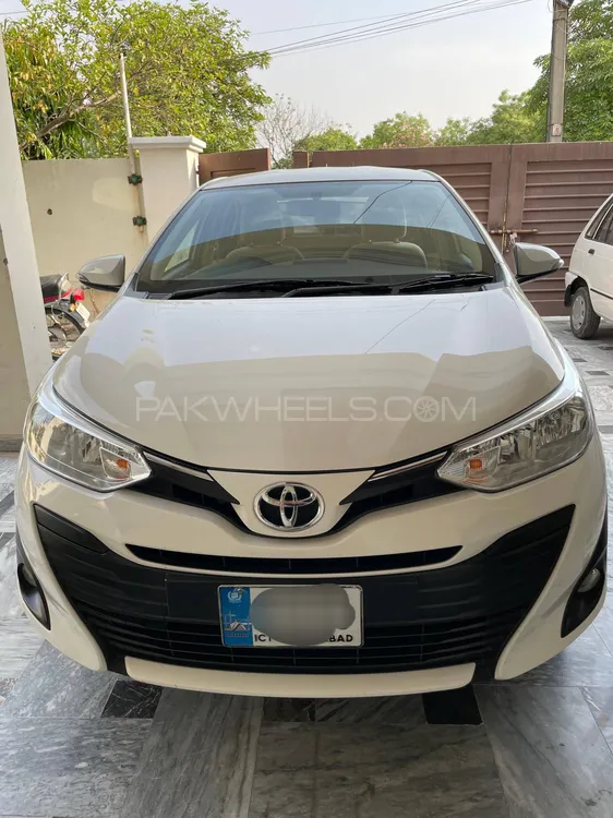 Toyota Yaris Sedan 2022 for Sale in Lahore Image-1