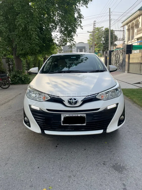 Toyota Yaris Sedan 2021 for Sale in Lahore Image-1