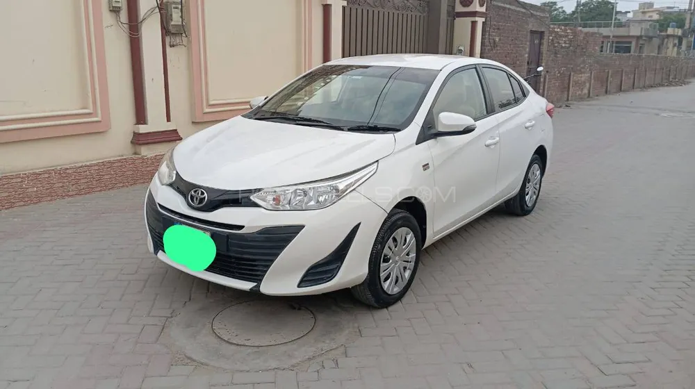 Toyota Yaris Sedan 2021 for Sale in Gujrat Image-1
