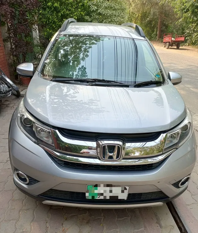 Honda BR-V 2017 for Sale in Lahore Image-1
