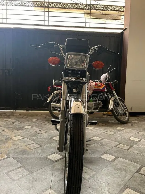 Honda CBR 150R 2025 for Sale Image-1