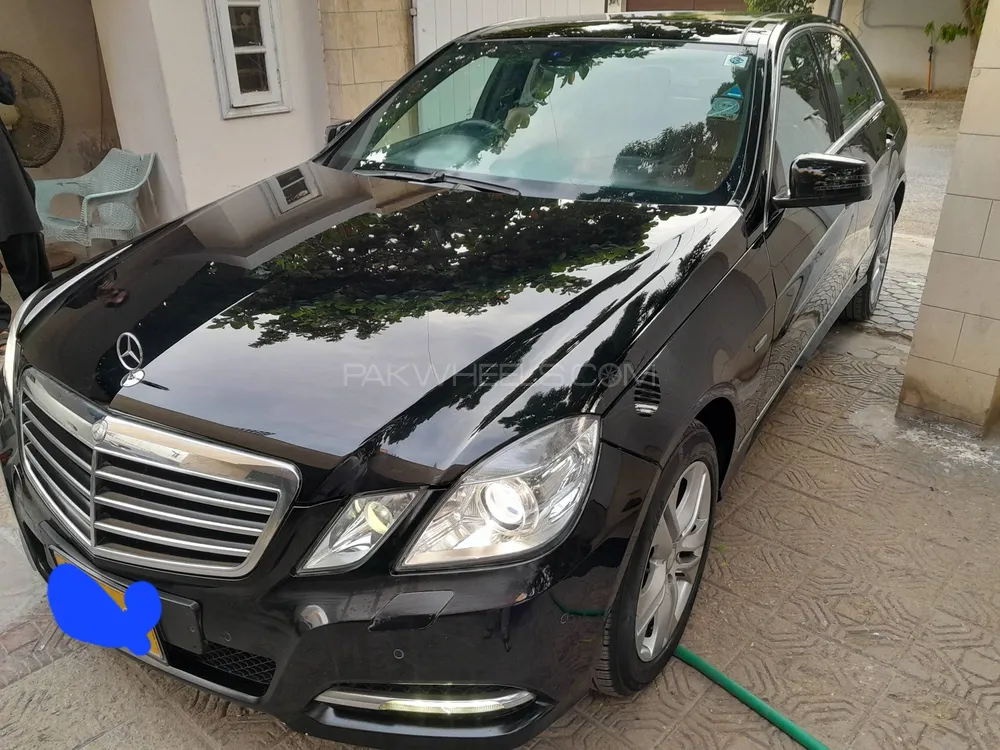 Mercedes Benz E Class 2012 for Sale in Karachi Image-1