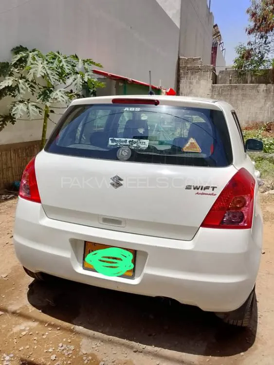 Suzuki Swift 2015 for Sale in Karachi Image-1