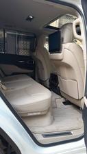 Toyota Land Cruiser 
LC 300
2023/ 2024
LC 300 
pearl White