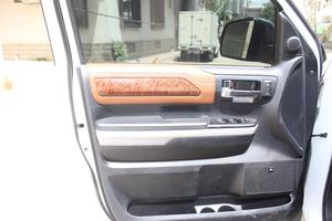 Tundra 2018
White Colour 
Milage 54700kms