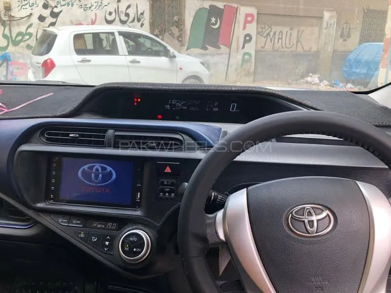 Toyota Aqua 2015 for Sale in Karachi Image-1