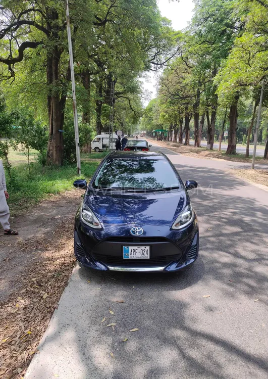 Toyota Aqua 2020 for Sale in Kharian Image-1