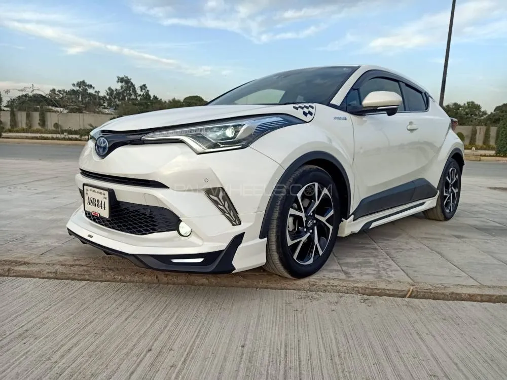 ٹویوٹا سی-ایچ آر 2018 for Sale in لاہور Image-1