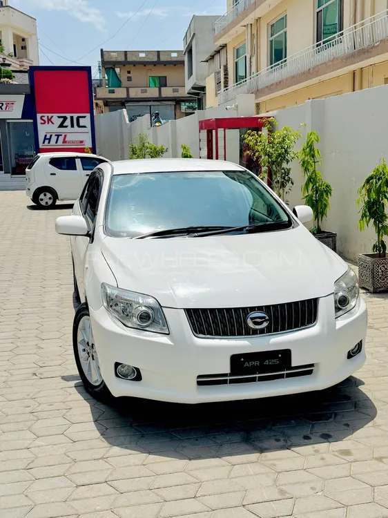 Toyota Corolla Axio 2007 for Sale in Islamabad Image-1