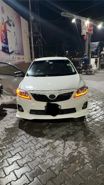 Toyota Corolla 2012 for Sale in Lahore Image-1