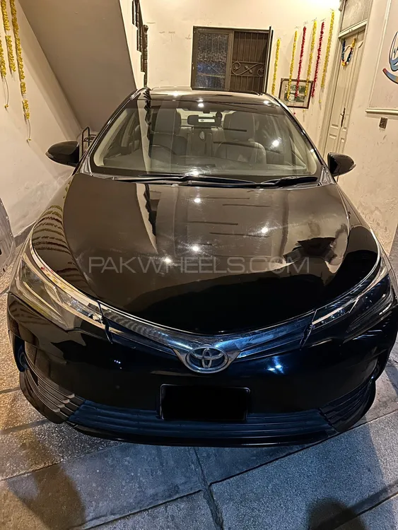 Toyota Corolla 2015 for Sale in Lahore Image-1