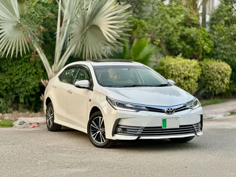 Toyota Corolla 2019 for Sale in Lahore Image-1