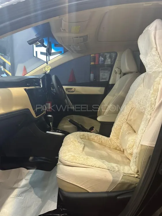 Toyota Corolla 2019 for Sale in Karachi Image-1
